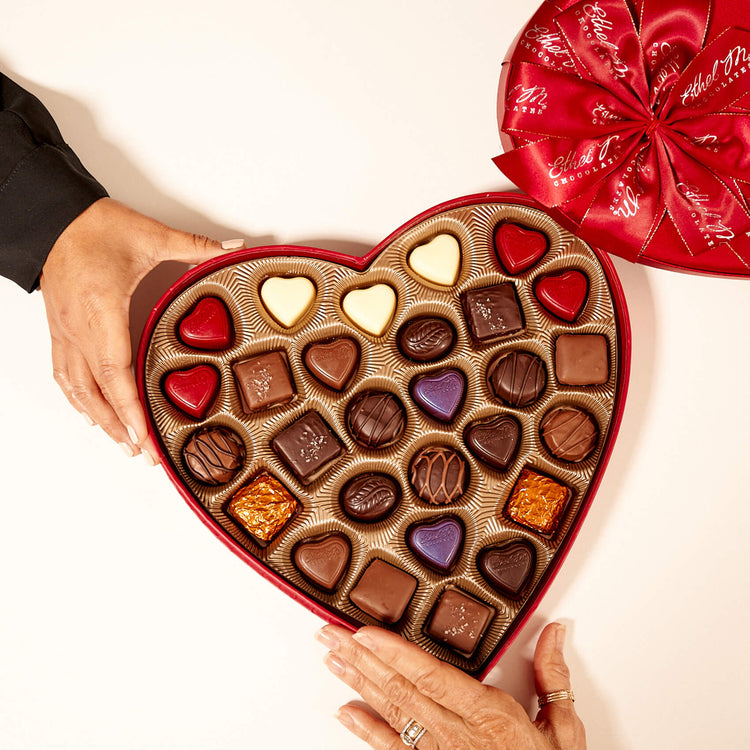Ethel M Valentine's Day Large Heart 28-piece Chocolate Gift Box - Lifestyle mage