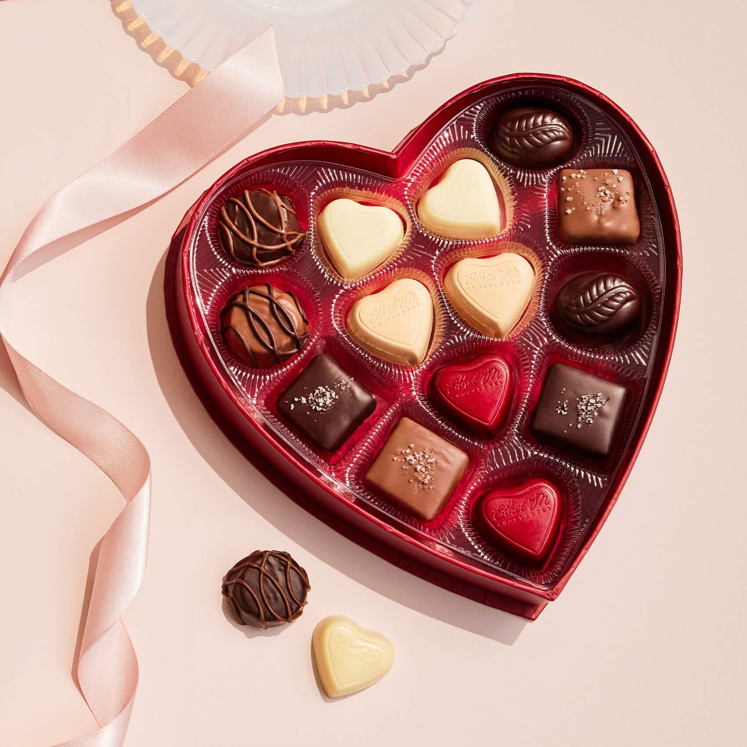 Buy/Send Valentines Day Special Chocolate Gifts Box Online